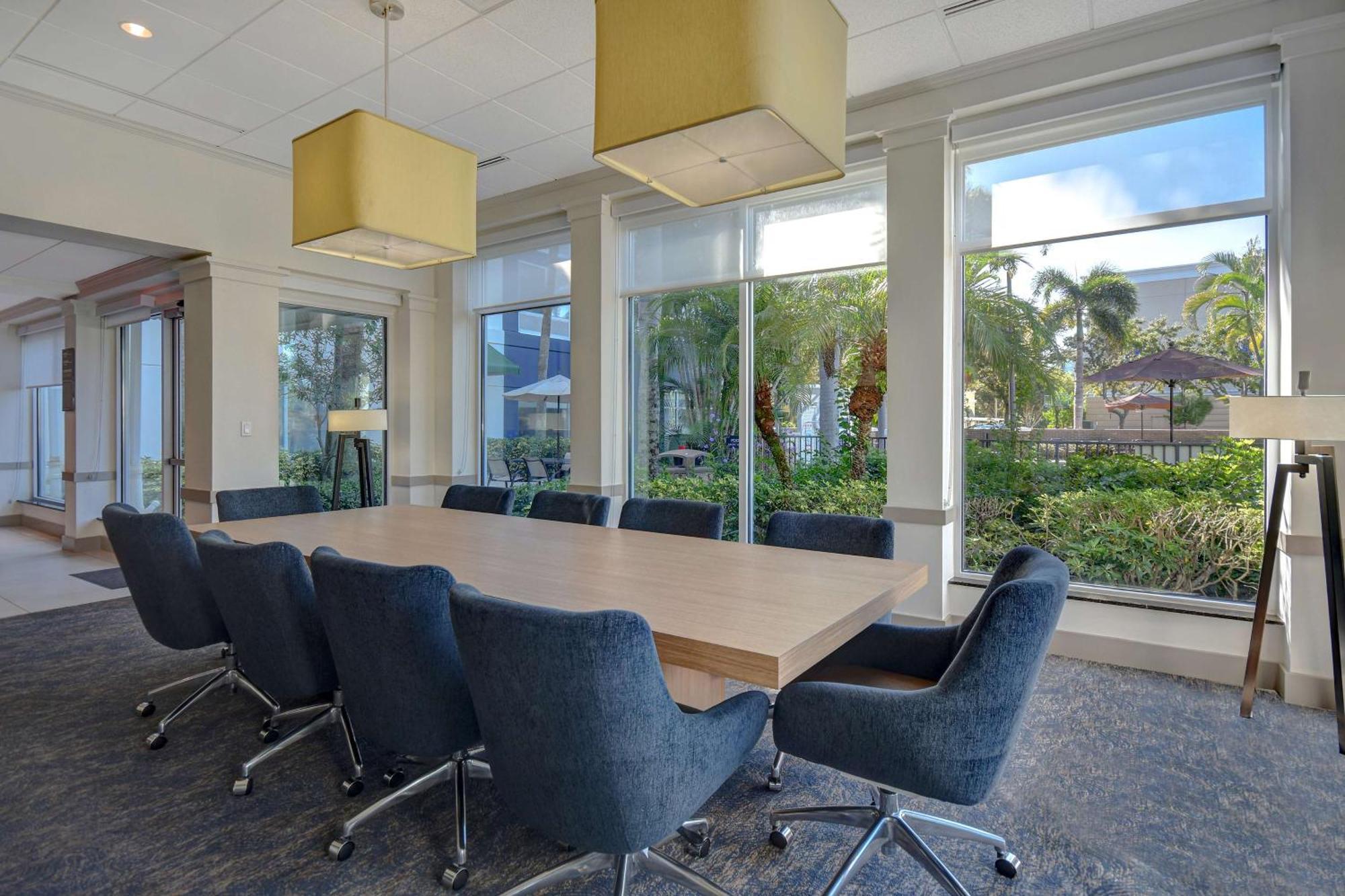 Hilton Garden Inn Fort Myers Luaran gambar